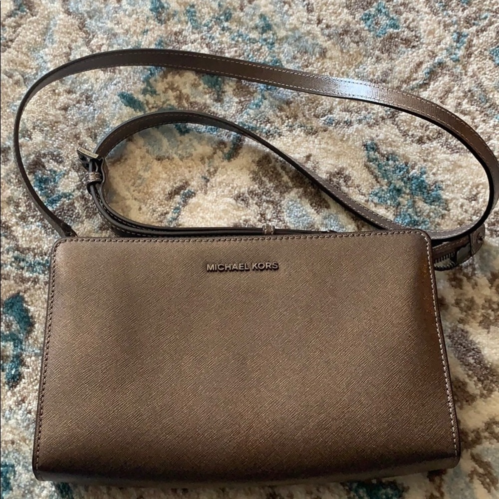 Michael Kors crossbody purse
